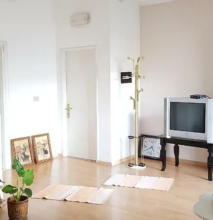 Green Villa Дом отдыха Влёра